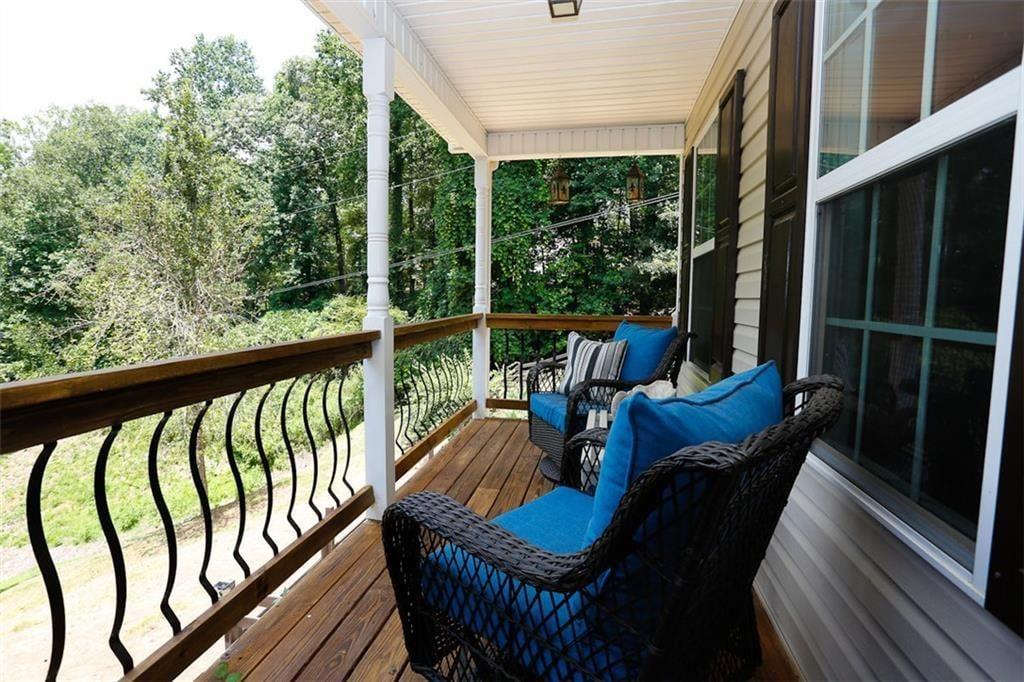 110 Winterhawk Cove