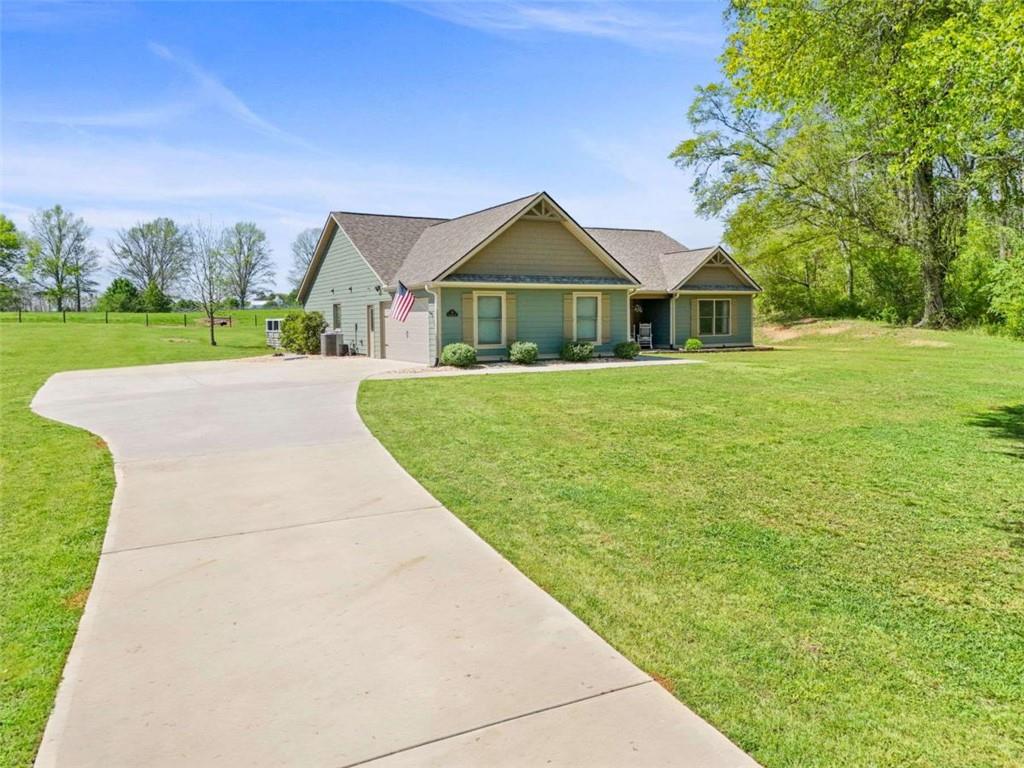 75 Flagstone Dr