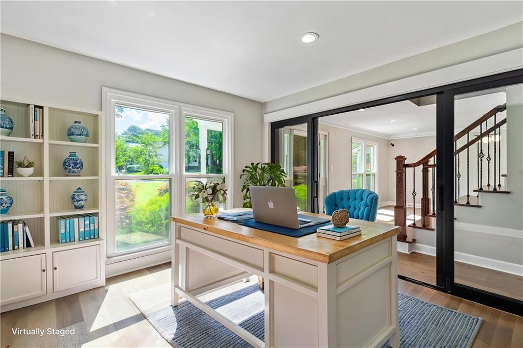 115 Edgewater Way
