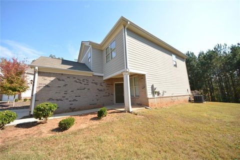 A home in Ellenwood