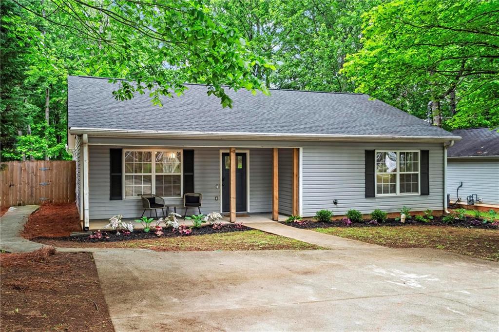 2565 Bates Street, Smyrna, Georgia image 1