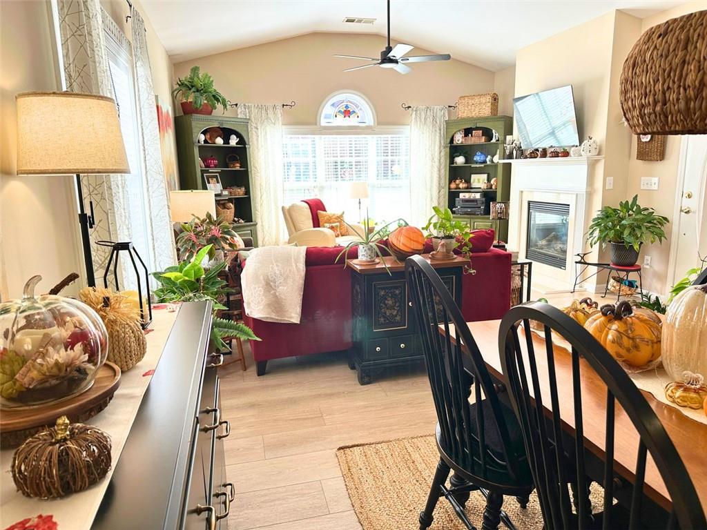 Friendship Corners - Residential