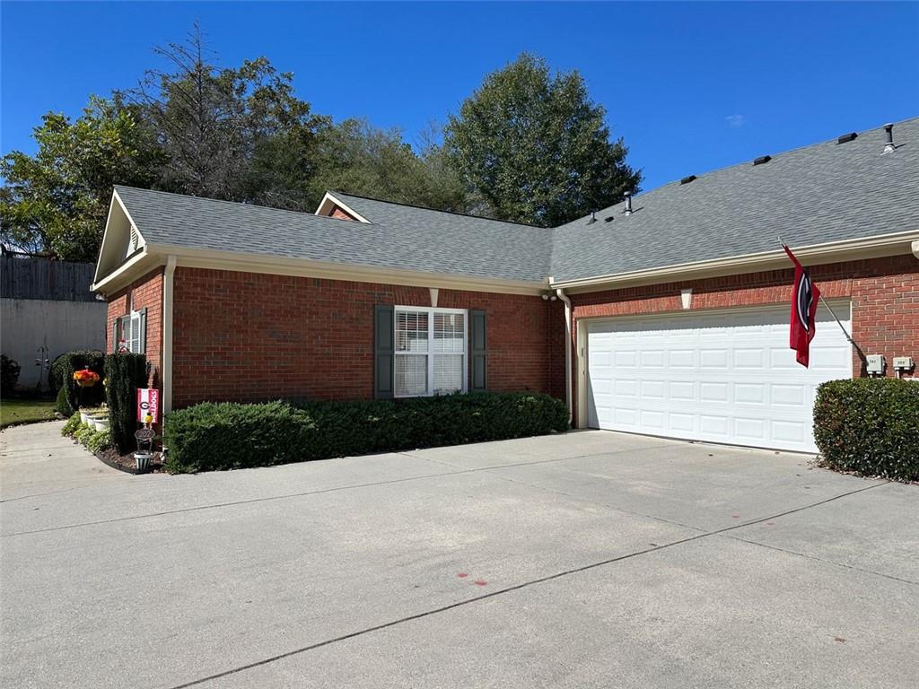 Friendship Corners - Residential