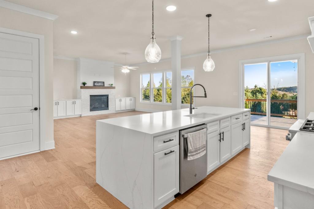 Flowery Branch, Georgia, 30542, United States, 5 Bedrooms Bedrooms, ,5 BathroomsBathrooms,Residential,Active,2030544