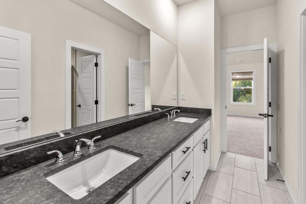 Flowery Branch, Georgia, 30542, United States, 5 Bedrooms Bedrooms, ,5 BathroomsBathrooms,Residential,Active,2030544