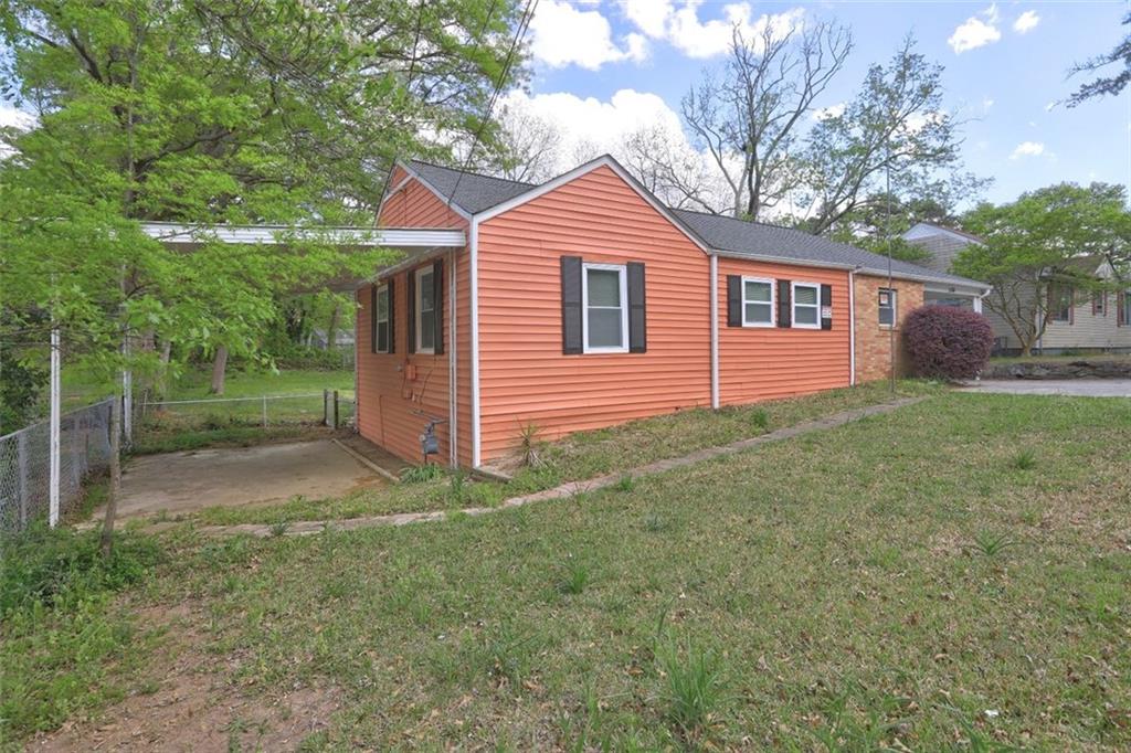 5164 Phillips Drive, Forest Park, Georgia image 3