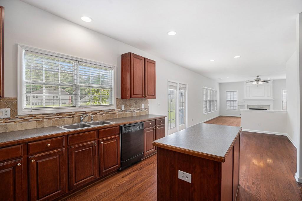 7280 Wright Drive, Atlanta, Georgia image 8