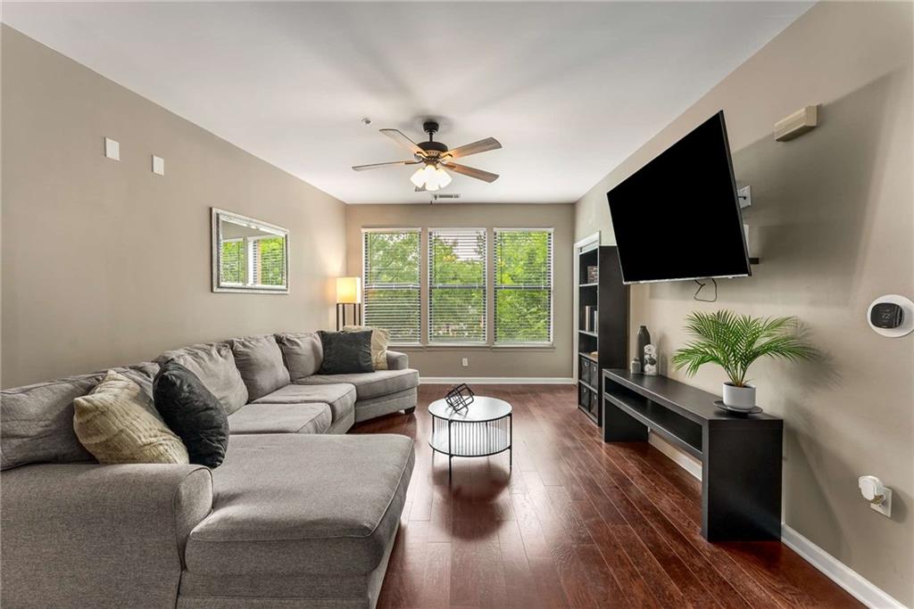 898 Oak Street SW 1301
