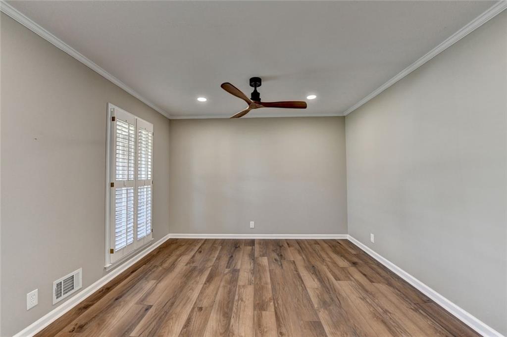 4461 S Roberts Drive