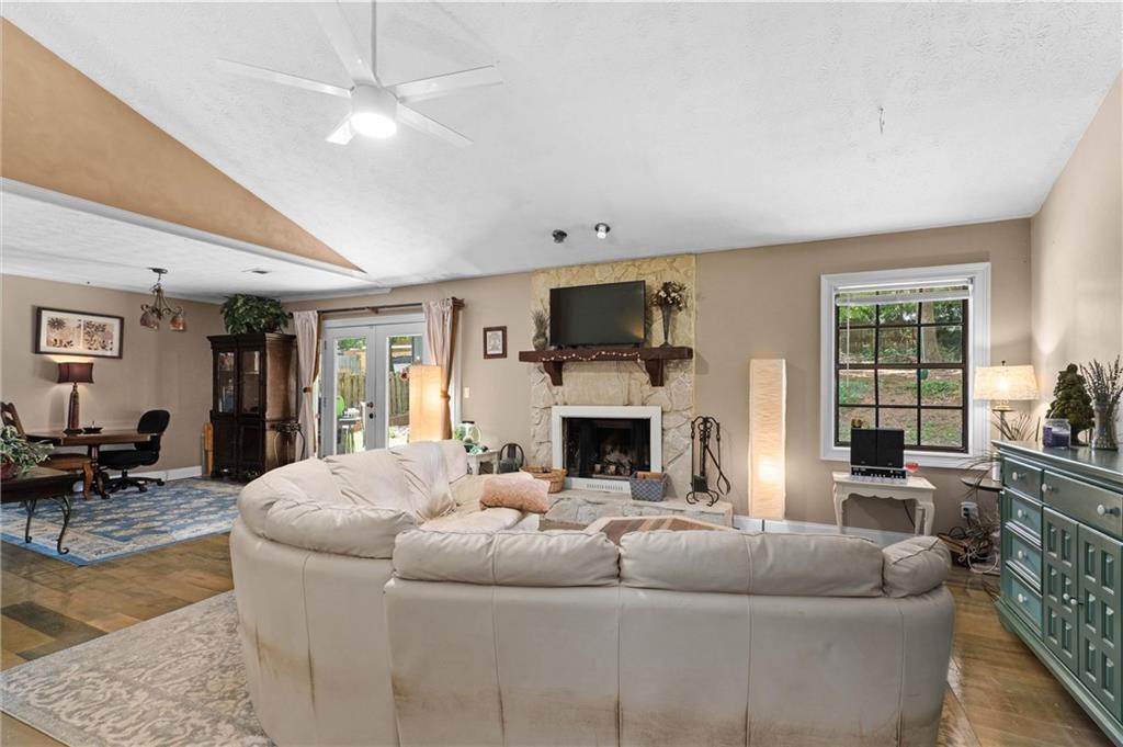 573 Fieldstream Way