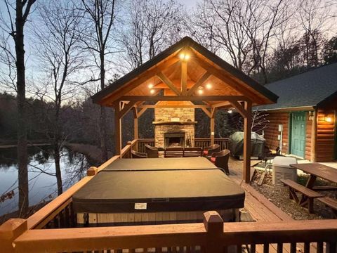 Homes For Sale - 35 Wunder Bear Ridge Road<br/> Morganton, GA 30560