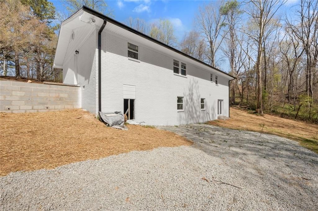 listing image 42