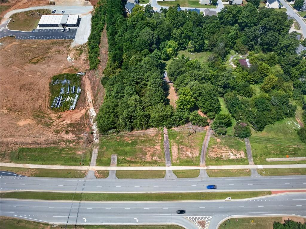 00 Bill Carruth Parkway