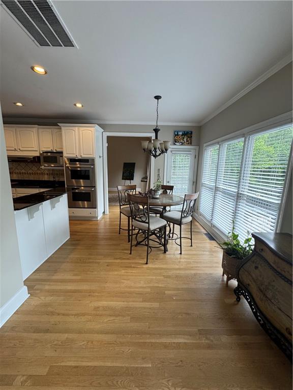 1640 Settindown Drive, Roswell, Georgia image 14