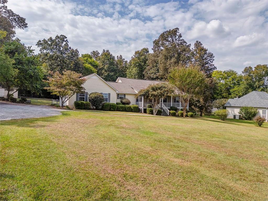 150 HUNTS GIN Road NE