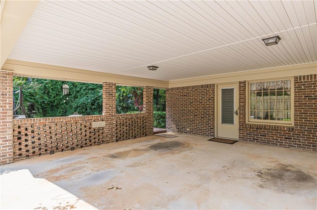 Photo 5 of 35 of 3875 Pittman Road house