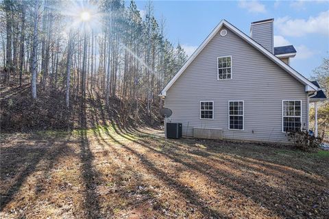 A home in Clarkesville