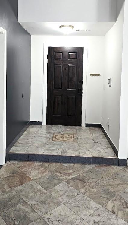 961 Sunnybrook Drive