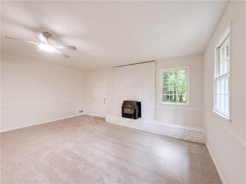 20 Woodland Way