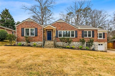 Photo of 364 W Parkwood Road, Decatur, GA 30030 (MLS # 7718814)
