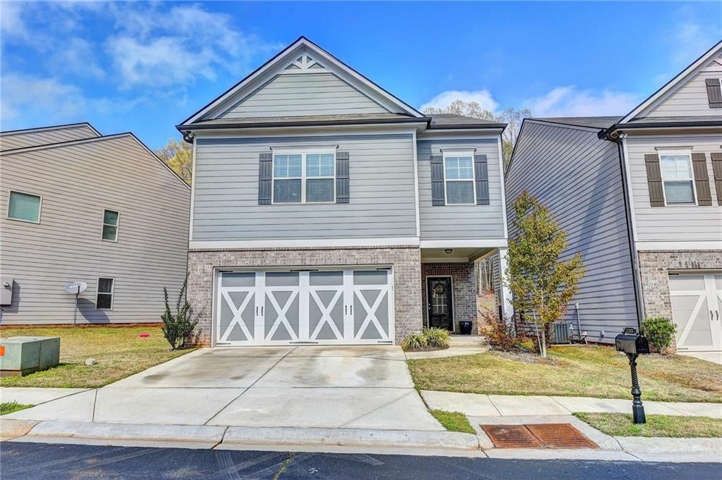 2245 Black Pebble Circle