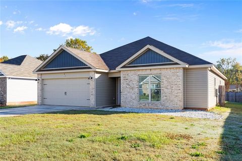 A home in Warner Robins