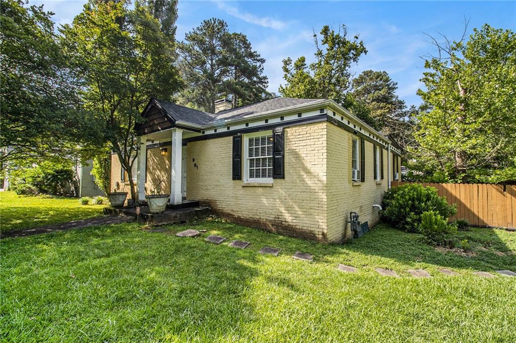 961 Lindbergh Drive NE