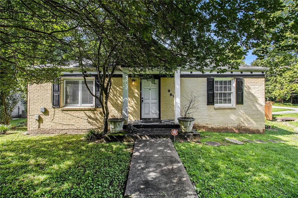 Prime Corner Double Lot in Red-Hot Lindbergh!
Spacious lot with covered parking and great privacy. All-brick home with a modern interior, hardwood floors throughout, and a flexible roommate-style layout—both bedrooms can serve as the primary. Stylish bathrooms with sleek vanities and striking tile. The kitchen offers a generous breakfast area overlooking the private backyard. Unbeatable location—walk to shops, dining, and all that Atlanta has to offer!