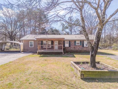 Homes For Sale - 215 Parkway Drive<br/> Bartow County, Adairsville, GA 30103