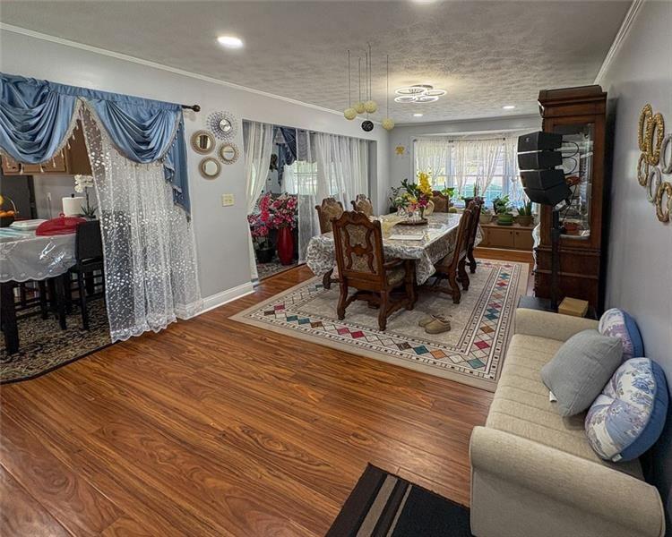724 CAMELOT Way