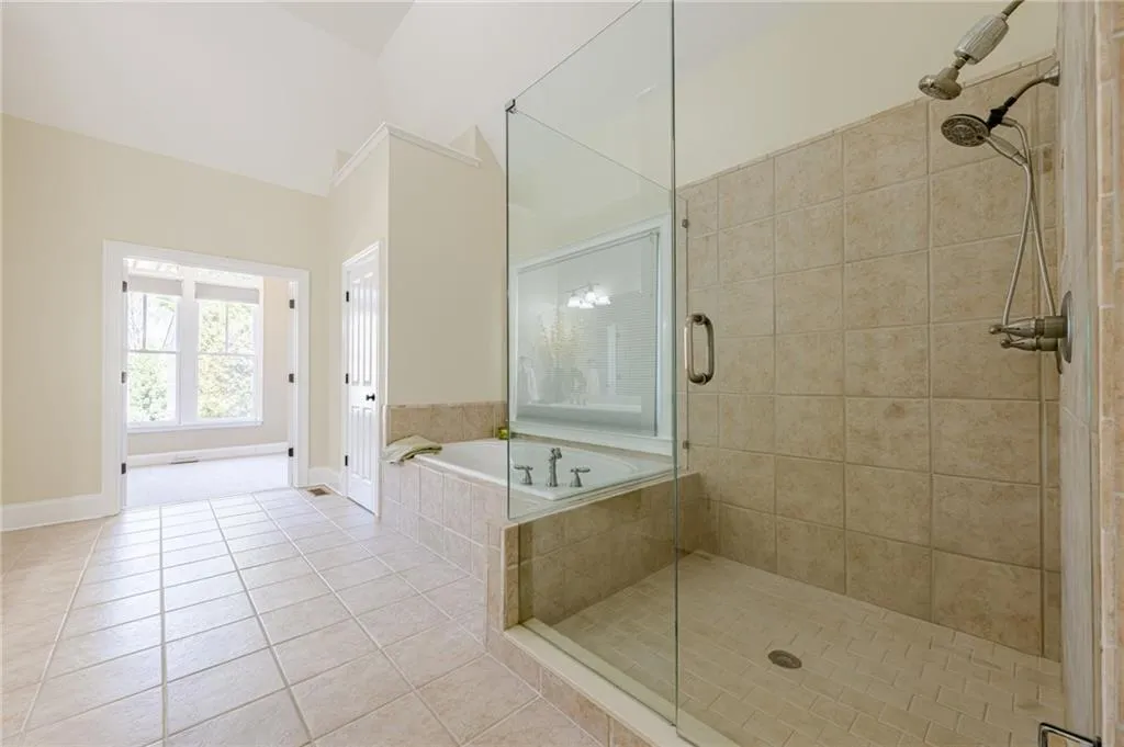 Cumming, Georgia 30040, United States, 5 Bedrooms Bedrooms, ,5 BathroomsBathrooms,Residential,Active,92191