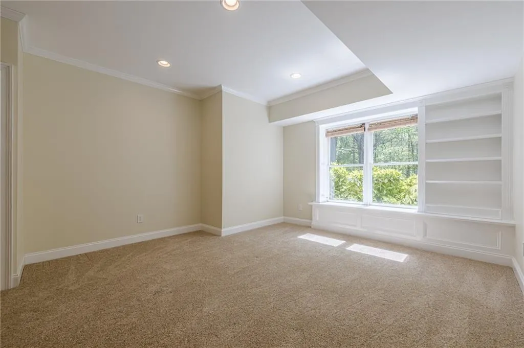 Cumming, Georgia 30040, United States, 5 Bedrooms Bedrooms, ,5 BathroomsBathrooms,Residential,Active,92191