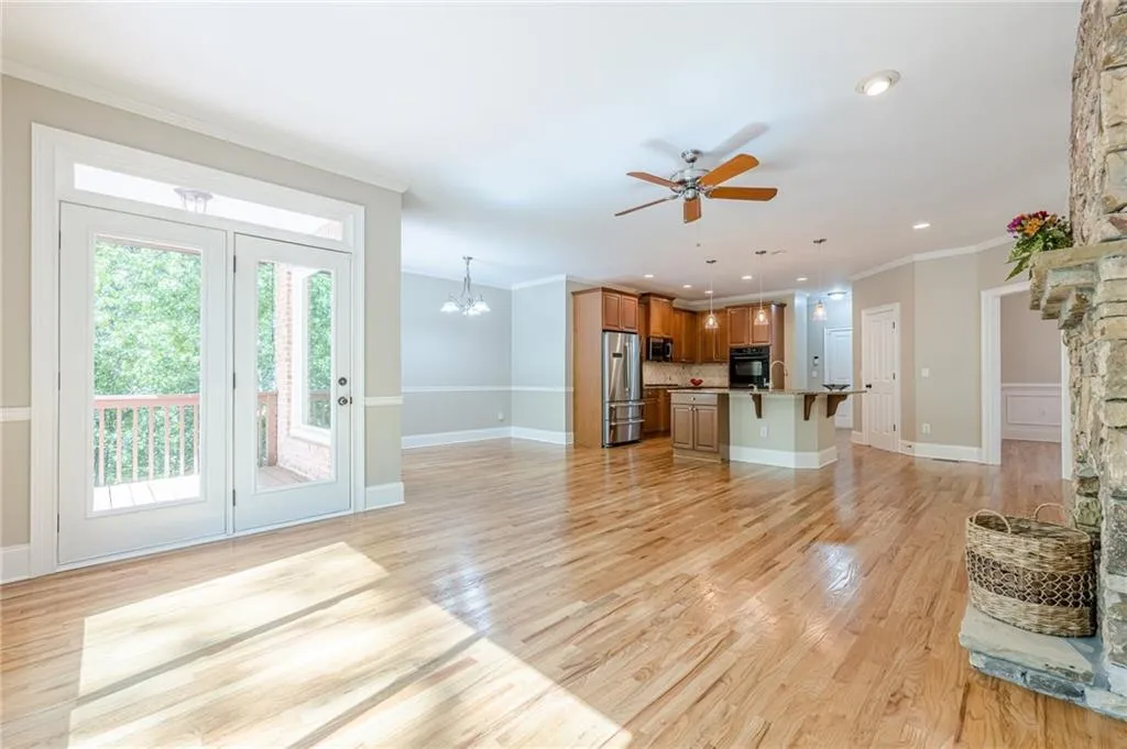 Cumming, Georgia 30040, United States, 5 Bedrooms Bedrooms, ,5 BathroomsBathrooms,Residential,Active,92191