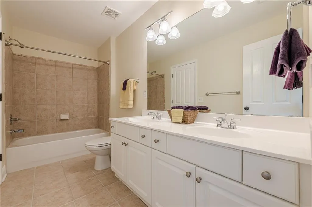 Cumming, Georgia 30040, United States, 5 Bedrooms Bedrooms, ,5 BathroomsBathrooms,Residential,Active,92191