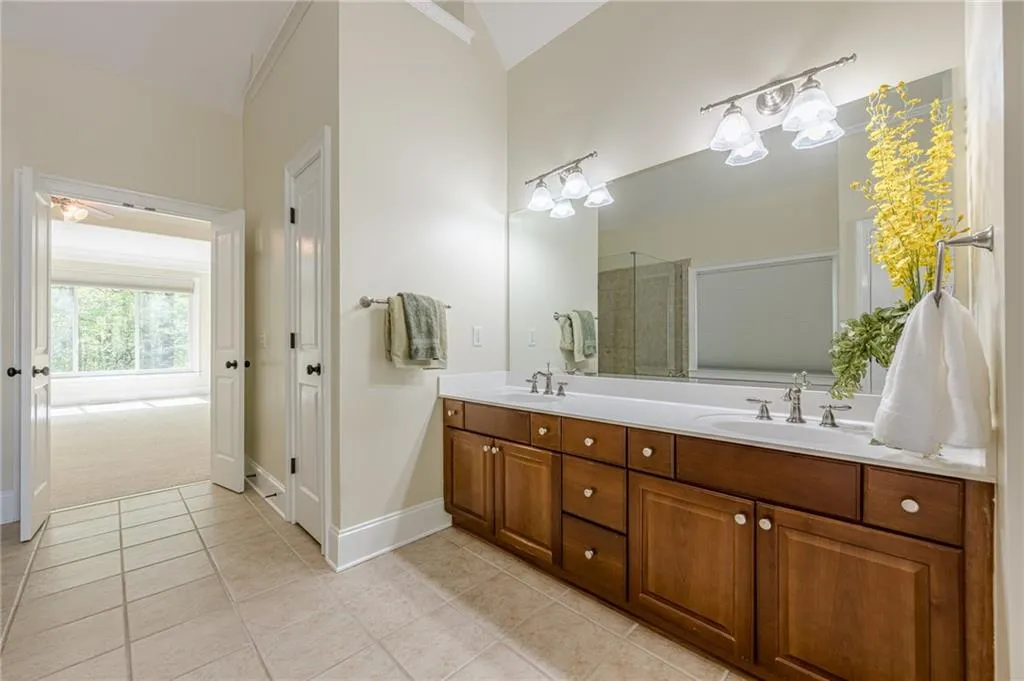 Cumming, Georgia 30040, United States, 5 Bedrooms Bedrooms, ,5 BathroomsBathrooms,Residential,Active,92191