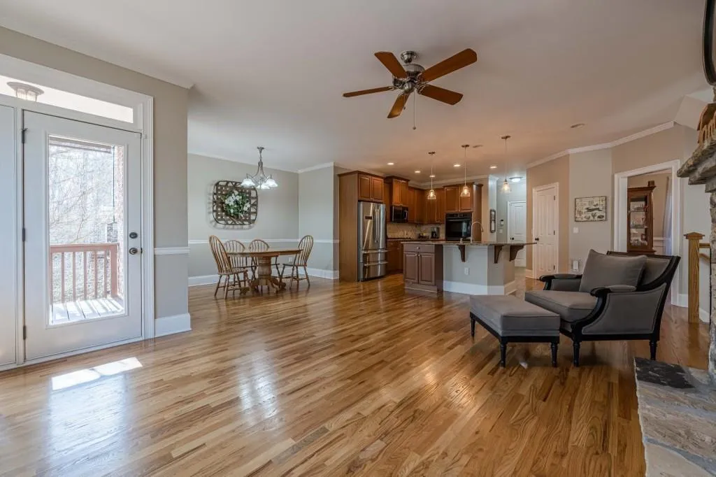 Cumming, Georgia 30040, United States, 5 Bedrooms Bedrooms, ,5 BathroomsBathrooms,Residential,Active,92191