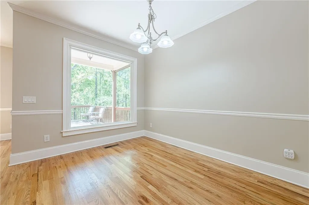 Cumming, Georgia 30040, United States, 5 Bedrooms Bedrooms, ,5 BathroomsBathrooms,Residential,Active,92191