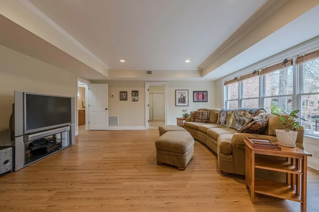 Cumming, Georgia 30040, United States, 5 Bedrooms Bedrooms, ,5 BathroomsBathrooms,Residential,Active,92191