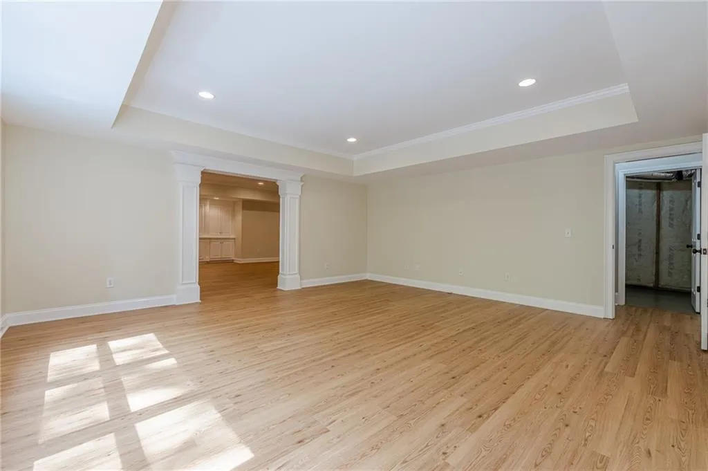 Cumming, Georgia 30040, United States, 5 Bedrooms Bedrooms, ,5 BathroomsBathrooms,Residential,Active,92191