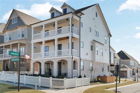 Homes For Sale - 605 S Club Drive<br/> Woodstock, GA 30188