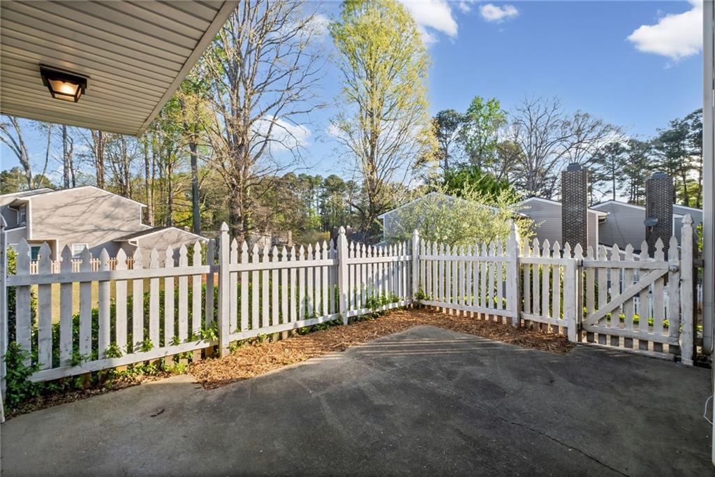 549 Summit Lane SW