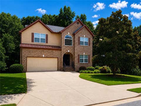Homes For Sale - 8156 N Links Drive<br/> Covington, GA 30014
