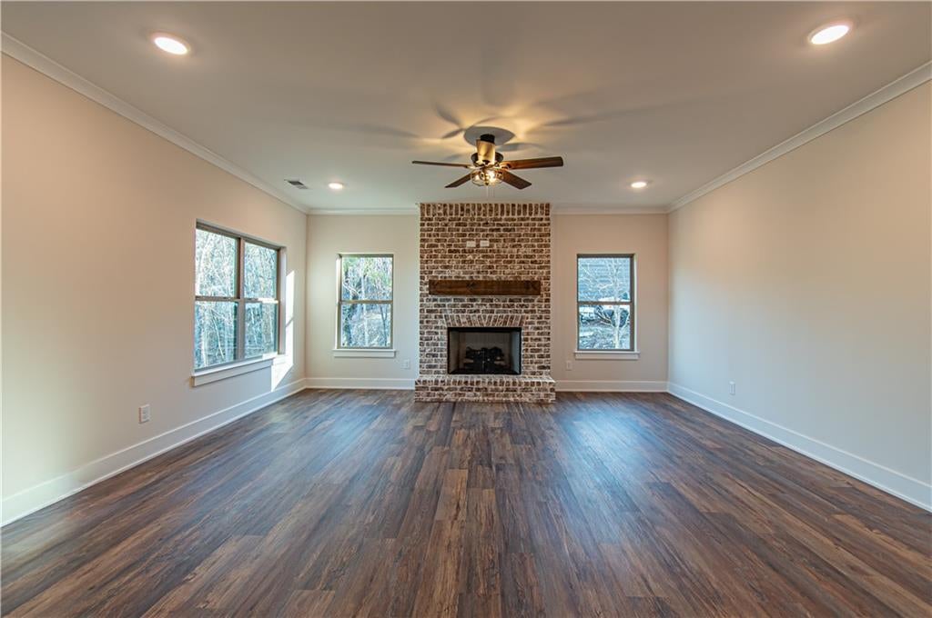 386 Mulberry Circle