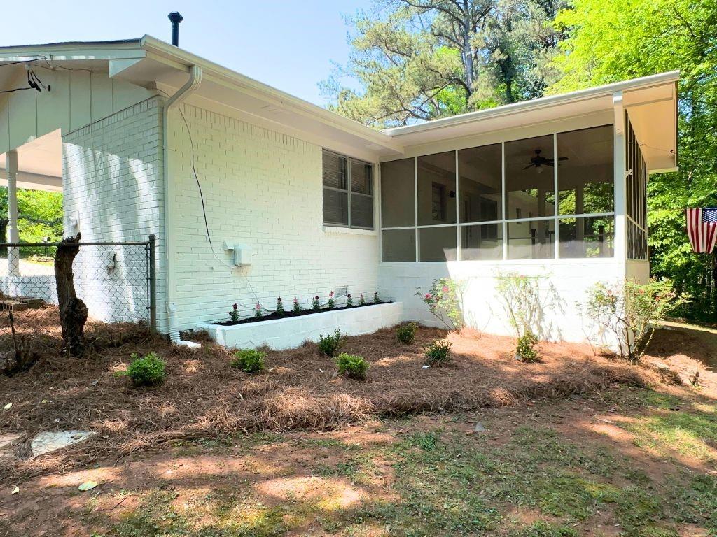 663 Embry Lane, Marietta, Georgia image 9