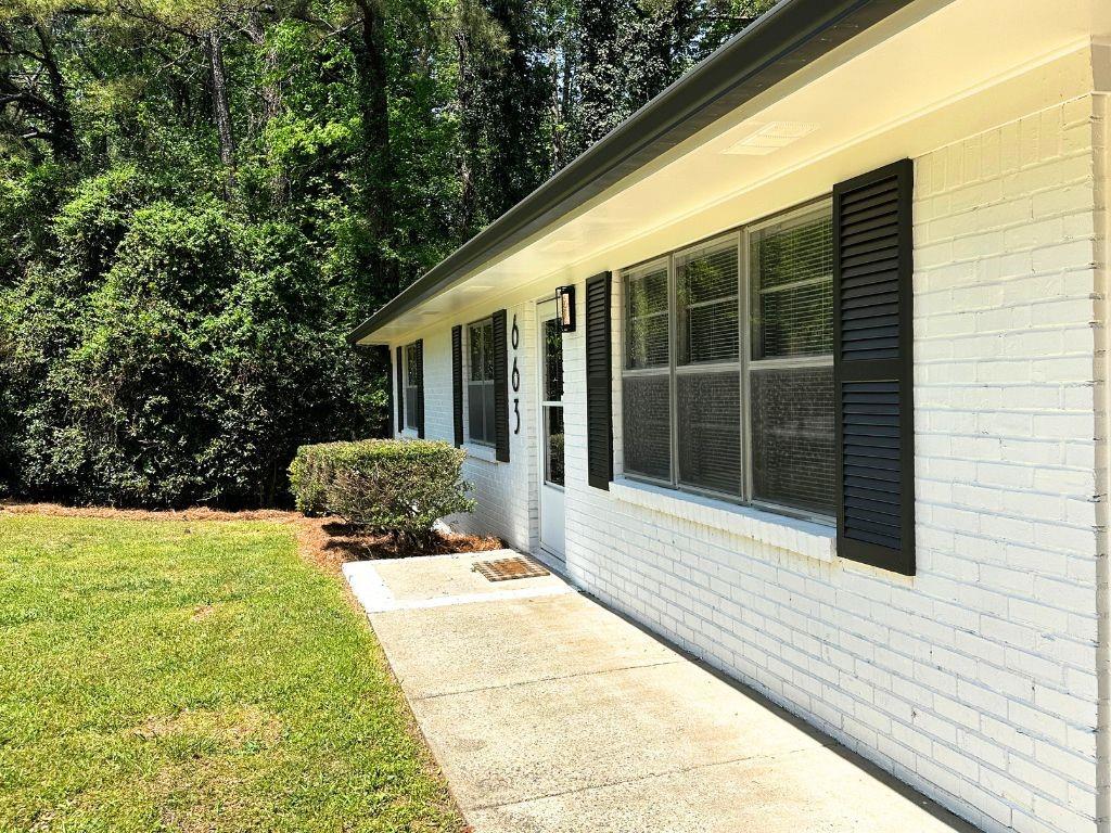 663 Embry Lane, Marietta, Georgia image 3