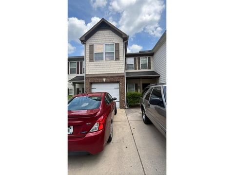 1258 Chinon Point Lithonia GA 30058