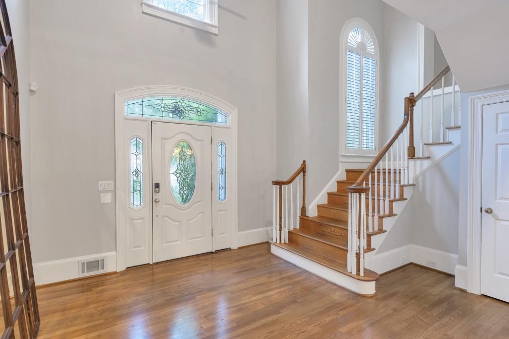 1064 Saint James Crossing