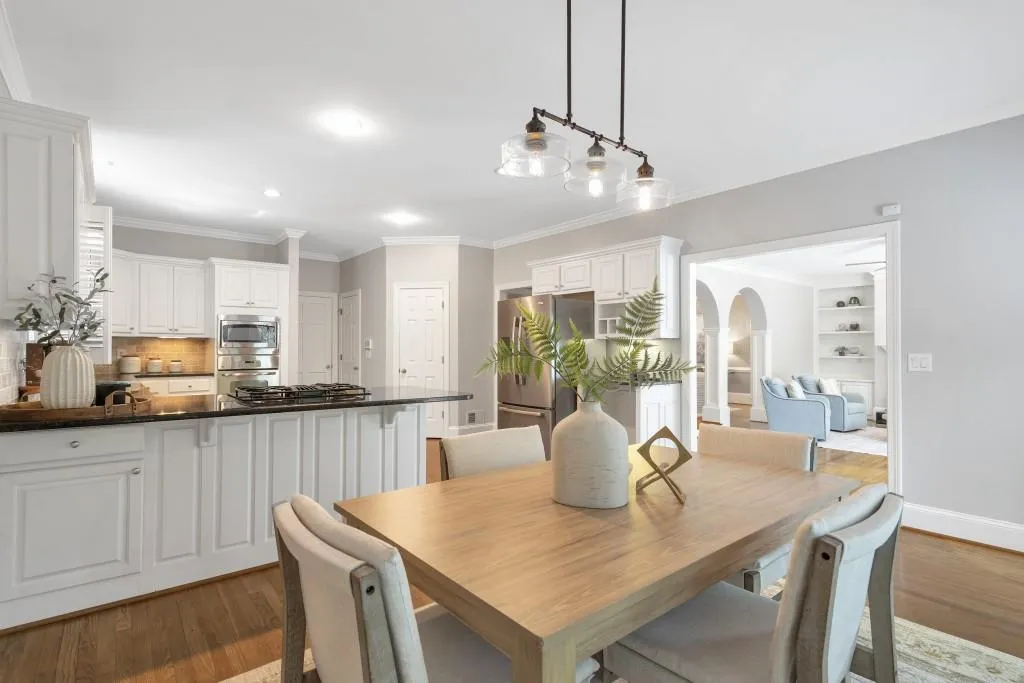 Brookhaven, Georgia 30319, United States, 3 Bedrooms Bedrooms, ,3 BathroomsBathrooms,Residential,Active,130978