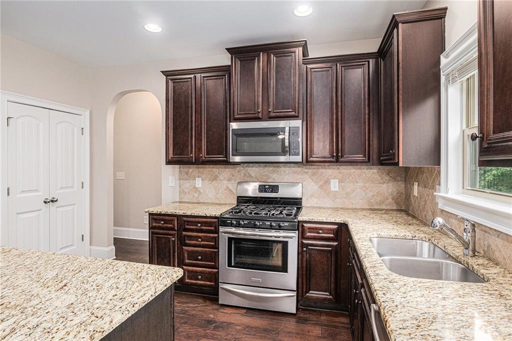 4910 Bucknell Trace, Cumming, Georgia image 13