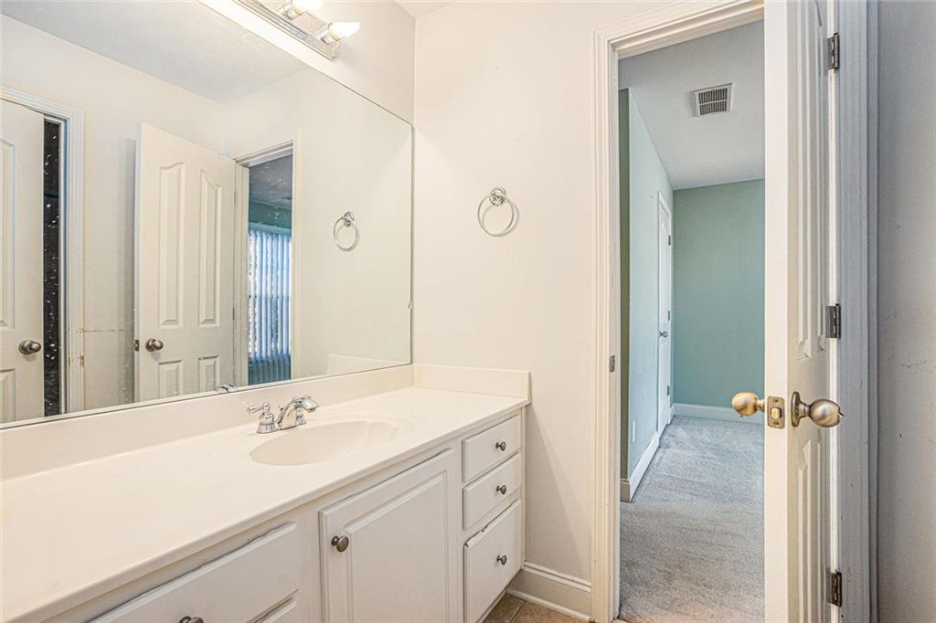 MAGNOLIA MANOR - Residential